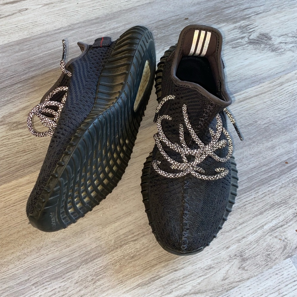 BLACK YEEZY ULTRA BOOST